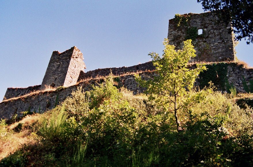 Castillo de Sarracín (Ruinas), Spain